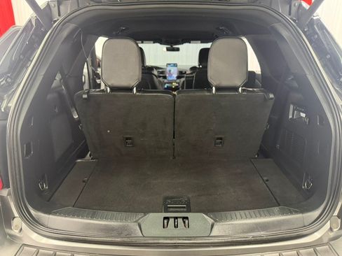 Used 2020 Ford Explorer ST w/ Premium Technology Package AWD/4WD image 18