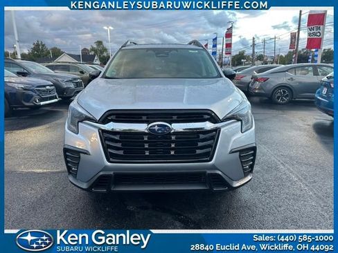 Used 2025 Subaru Ascent Limited image 2