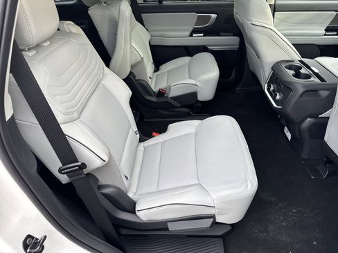 New 2026 Ford Expedition Platinum w/ Platinum Ultimate Package image 15