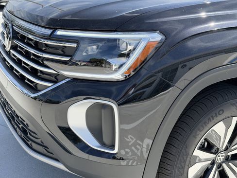 New 2026 Volkswagen Atlas SE image 8