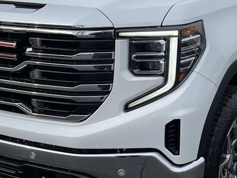 New 2026 GMC Sierra 1500 SLT w/ SLT Premium Plus Package image 11