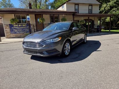 Used 2017 Ford Fusion SE w/ Fusion SE Technology Package