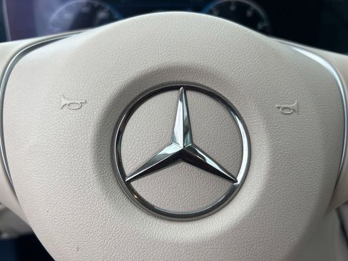 Used 2018 Mercedes-Benz E 400 4MATIC Cabriolet image 21