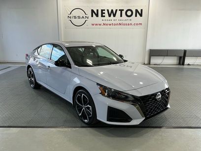Used 2025 Nissan Altima 2.5 SR w/ SR Premium Package