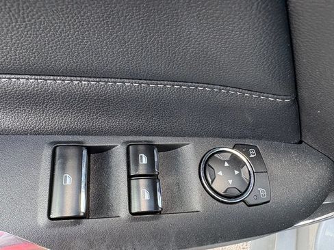 Used 2022 Ford Mustang Premium RWD image 12