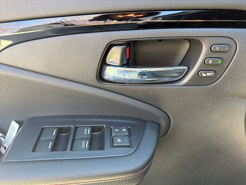 New 2026 Honda Ridgeline Black Edition image 13