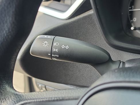 Used 2024 Toyota Corolla LE FWD image 22