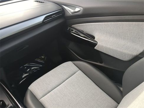 Certified 2023 Volkswagen ID.4 Pro image 15