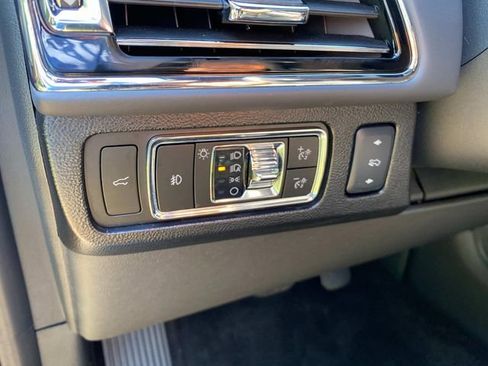 Certified 2024 Lincoln Navigator Black Label AWD/4WD image 16