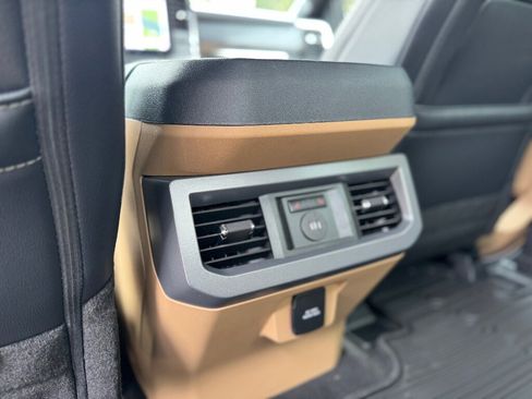 New 2026 Ford F250 Lariat image 48