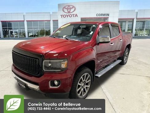 Used 2018 GMC Canyon Denali image 7