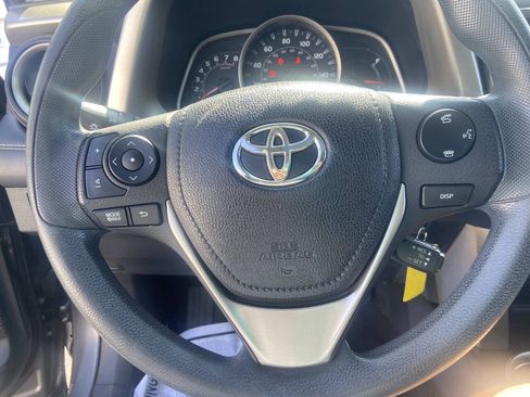 Used 2014 Toyota RAV4 XLE FWD image 19