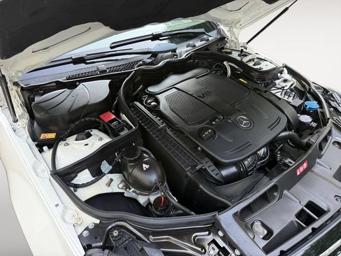 Used 2014 Mercedes-Benz C 300 4MATIC Sedan image 28