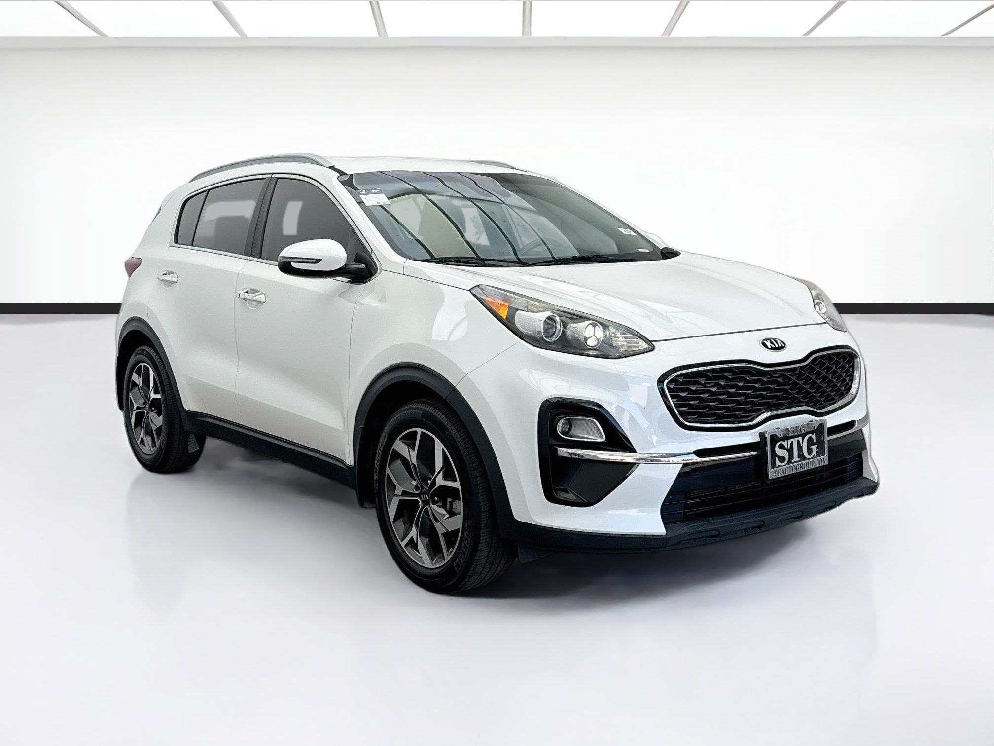 Used 2020 Kia Sportage EX w/ Paint Protection Package FWD image 3