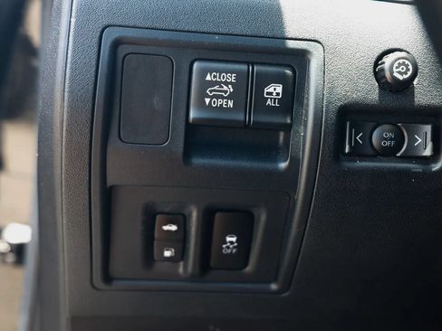 Used 2014 Lexus IS 250C w/ Luxury Package RWD image 43