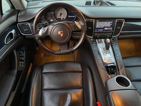 Used 2010 Porsche Panamera 4S AWD/4WD image 16
