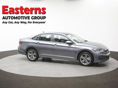 Used 2024 Volkswagen Jetta SE FWD image 40