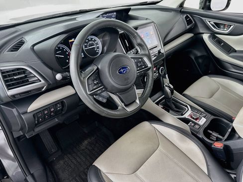 Used 2023 Subaru Forester Limited AWD/4WD image 9