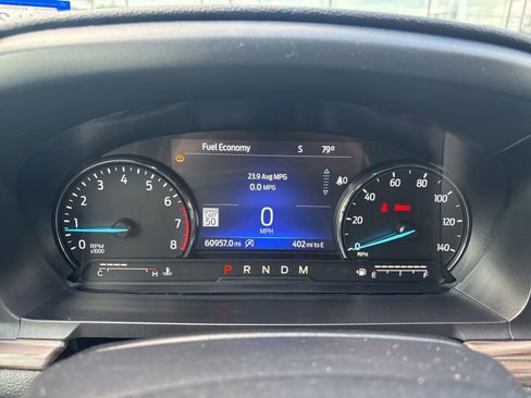 Used 2021 Ford Explorer Limited w/ Equipment Group 301A RWD image 6