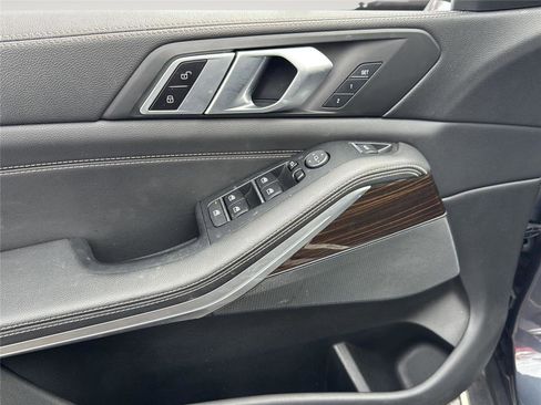 Used 2021 BMW X5 xDrive40i w/ Premium Package 2 image 8
