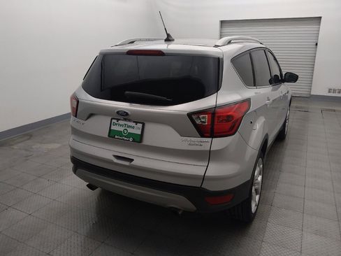 Used 2019 Ford Escape Titanium FWD image 7