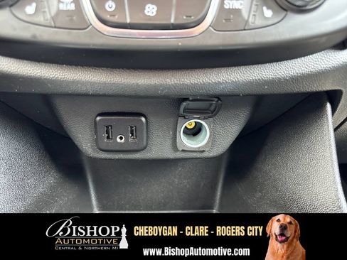 Used 2023 Chevrolet Traverse LT w/ LPO, Floor Liner Package AWD/4WD image 30