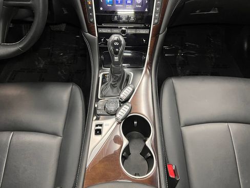 Used 2019 INFINITI Q50 Luxe w/ Essential Package (3.0T Luxe) image 14