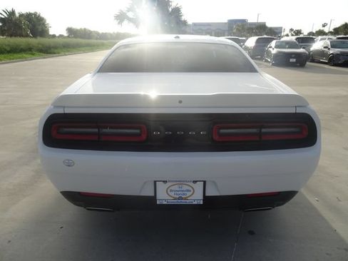 Used 2020 Dodge Challenger GT w/ Performance Handling Group RWD image 5