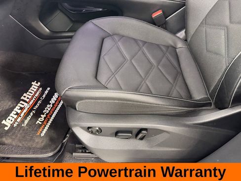 Used 2024 Volkswagen Atlas SE image 12