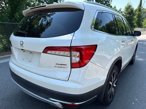 Used 2019 Honda Pilot Touring image 5