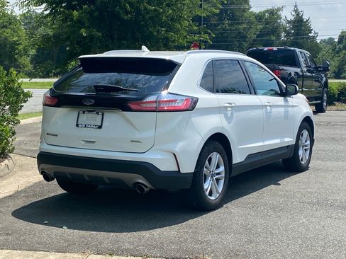 Used 2020 Ford Edge SEL w/ Convenience Package AWD/4WD image 4