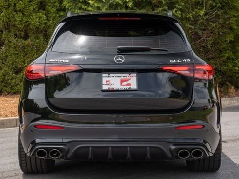 Used 2025 Mercedes-Benz GLC 43 AMG 4MATIC image 19