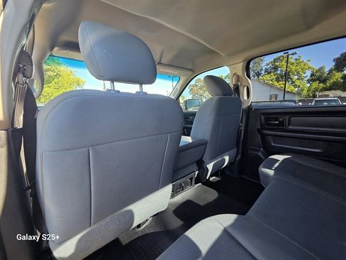 Used 2016 RAM 1500 Express RWD image 22