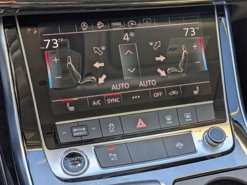 Used 2024 Audi Q7 2.0T Premium Plus image 25