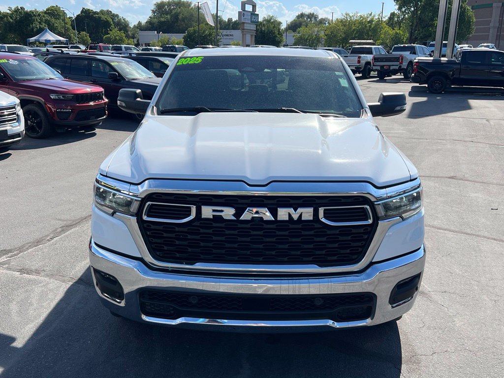 Used 2025 RAM 1500 Big Horn AWD/4WD image 4
