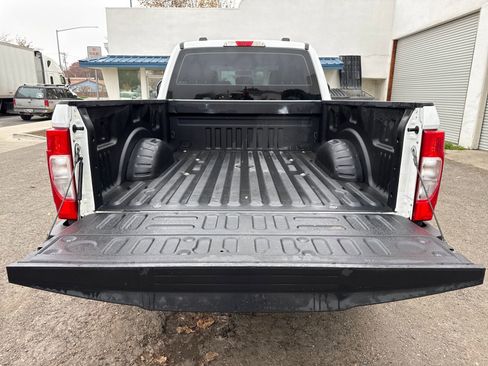 Used 2022 Ford F350 XL w/ Power Equipment Group image 23