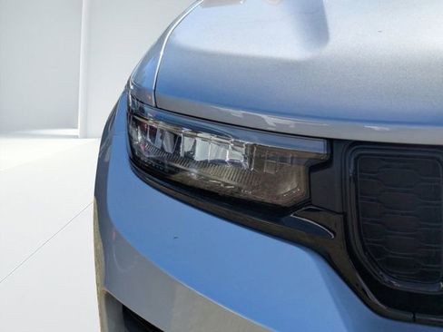 New 2025 Jeep Grand Cherokee Altitude RWD image 8