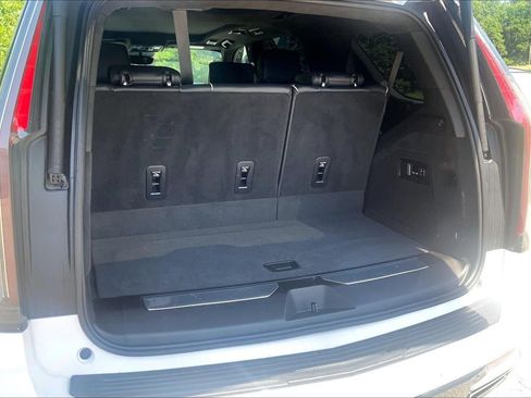 Used 2022 Cadillac Escalade Premium Luxury Platinum AWD/4WD image 4