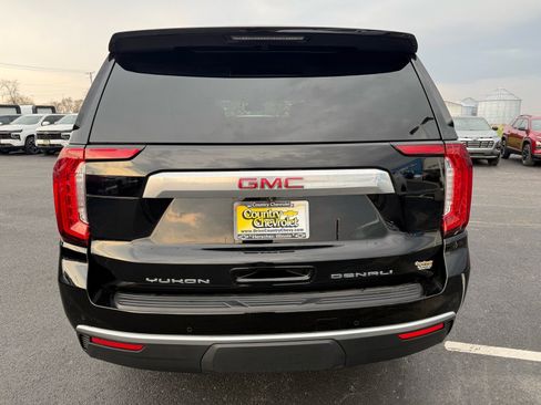 Used 2024 GMC Yukon Denali image 4
