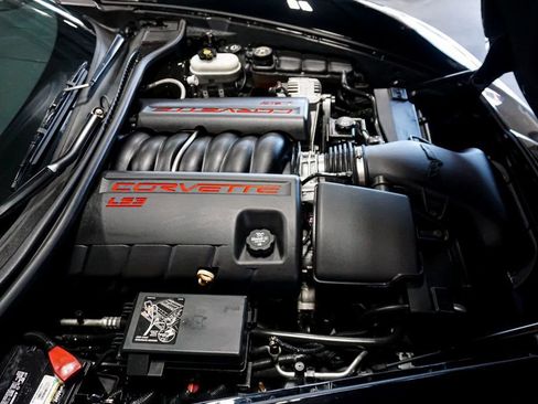 Used 2011 Chevrolet Corvette Grand Sport w/ Preferred Equipment Group image 18