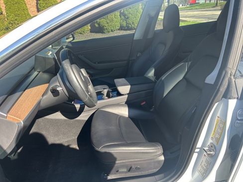 Used 2018 Tesla Model 3 Long Range image 11