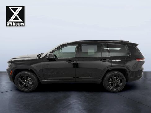 Used 2023 Jeep Grand Cherokee L Laredo AWD/4WD image 3