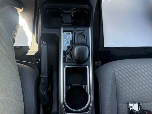Certified 2023 Toyota Tacoma SR5 AWD/4WD image 25