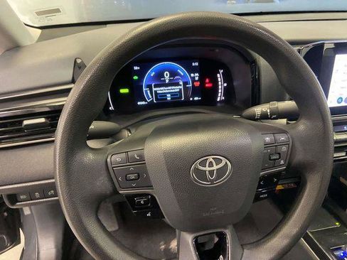Certified 2025 Toyota Camry LE image 20