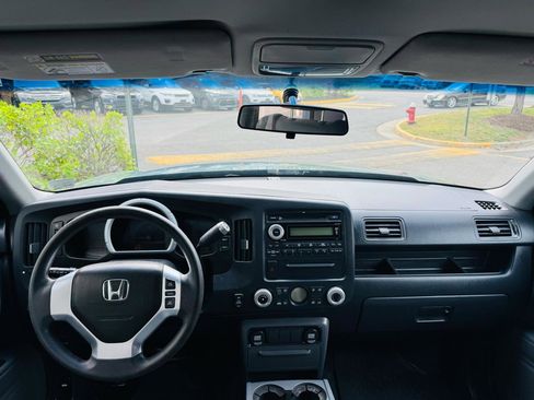 Used 2006 Honda Ridgeline RT image 17