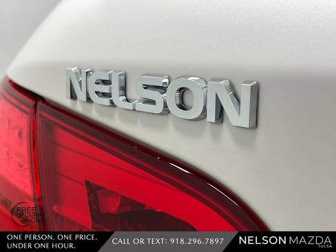 Used 2011 BMW M3 Convertible image 18