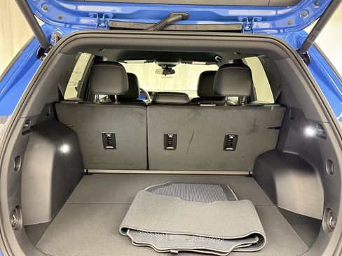 New 2026 Chevrolet Equinox RS w/ LPO, Floor Liner Package image 5