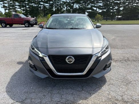 Used 2019 Nissan Altima 2.5 SV FWD image 8