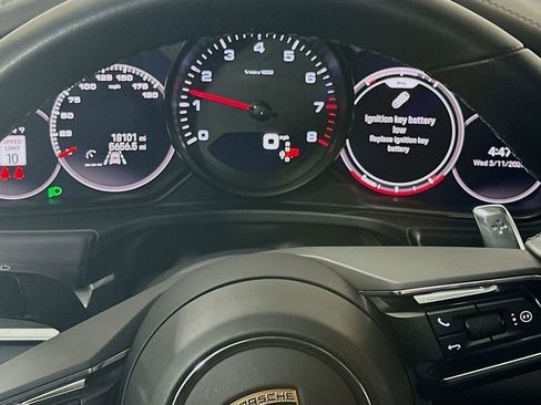 Certified 2023 Porsche Panamera 4 image 13