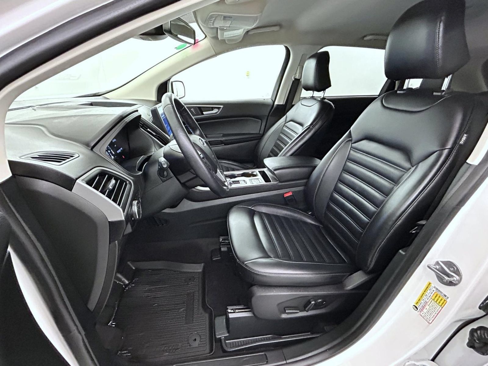 Used 2024 Ford Edge SEL w/ Convenience Package AWD/4WD image 10